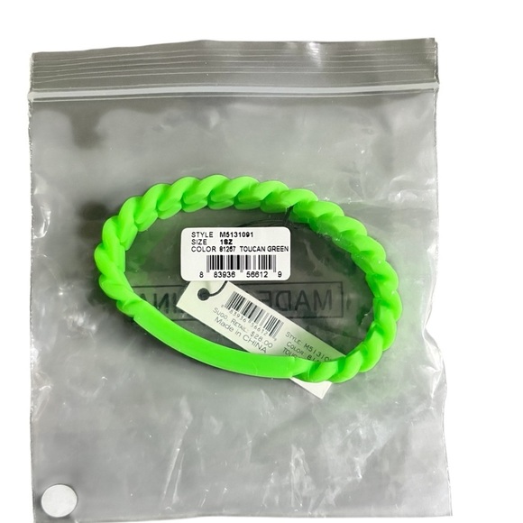FLASH SALE MARC JACOBS Green Chain Silicone Bracelet Unisex NWT - Picture 2 of 2